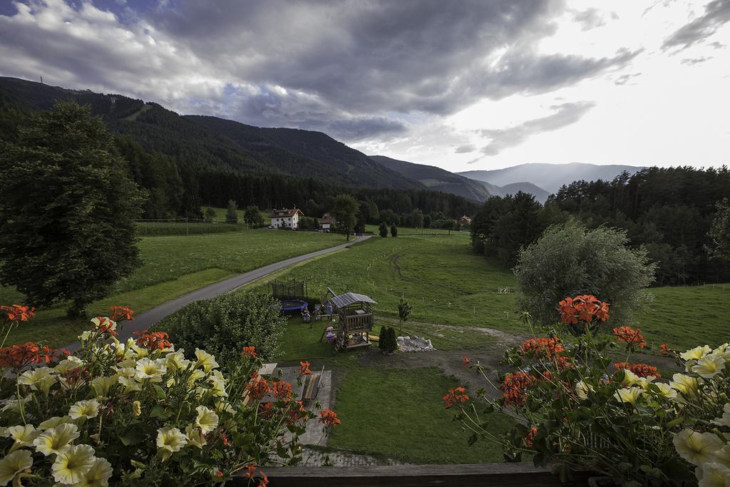 Hoelzlhof Brunico Extérieur photo